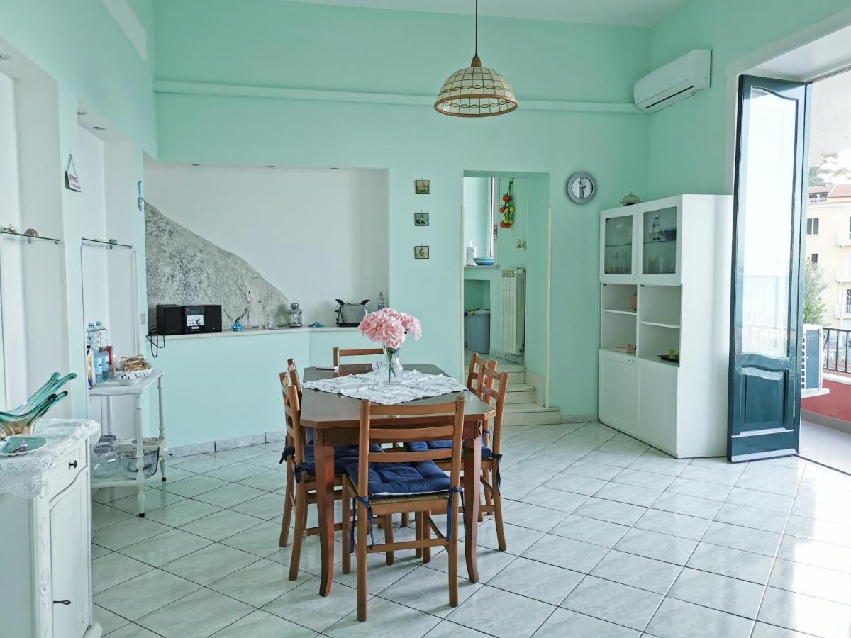 Casa Consy Apartment Sorrento Bagian luar foto